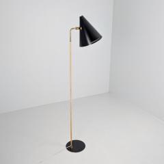 Paavo Tynell Paavo Tynell Nuns Hat Floor Lamp in Black Brass and Rattan Idman 1950s - 4470446