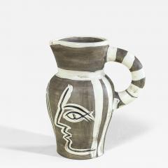 Pablo Picasso Pablo Picasso Ceramic Pitcher mod Pichet grav gris - 4491182