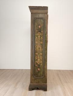 Painted Italian Baroque cabinet 18th or 19th century circa 1820 - 3687796