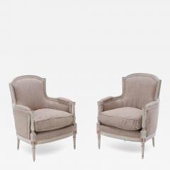 Painted and gilt Louis XVI style bergere chairs circa 1950  - 3688793