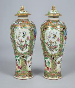 Pair Chinese Rose Medallion Lidded Vases - 3076574