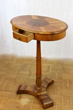 Pair Of 19th Century Biedermeier Side Tables Nut Cherrywood AT ca 1830 - 3741540