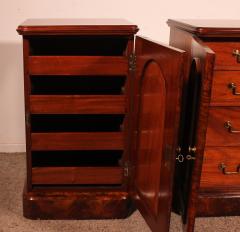 Pair Of Burl Walnut Bedside Tables 19th Century - 3873508