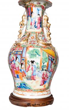 Pair Of Chinese Export Rose Mandarin Table Lamps - 4663138