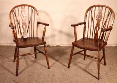 Pair Of English Windsor Armchairs From The 19th Century - 3068225