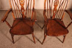 Pair Of English Windsor Armchairs From The 19th Century - 3068231