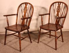 Pair Of English Windsor Armchairs From The 19th Century - 3068234
