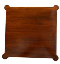 Pair Of Federal Style Mahogany Bedside Tables - 4145595
