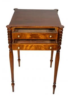 Pair Of Federal Style Mahogany Bedside Tables - 4145617