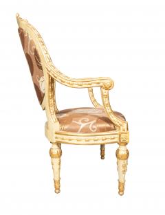 Pair Of Fine Italian Neoclassical Painted And Giltwood Armchairs - 4643359
