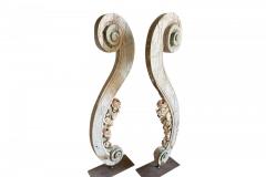 Pair Of French 17th Century Carved Wood Sculptures - 2755476