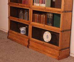 Pair Of Globe Wernicke Bookcases In Light Oak - 2977509