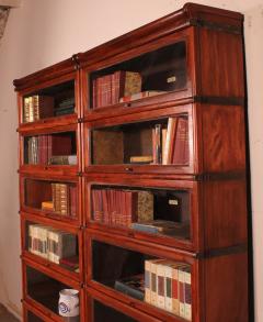 Pair Of Globe Wernicke Bookcases In Mahogany - 3008895