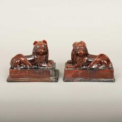 Pair Recumbent Lions - 4687567