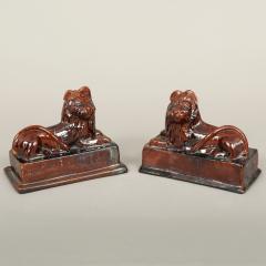 Pair Recumbent Lions - 4687569