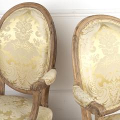 Pair of 18th Century French Fauteuils - 3611447