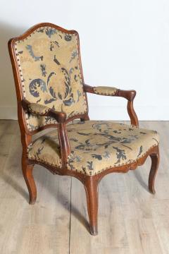 Pair of 18th Century French Louis XV Arm Chairs - 3956684