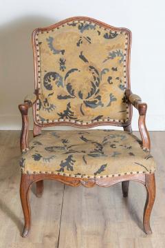 Pair of 18th Century French Louis XV Arm Chairs - 3956685