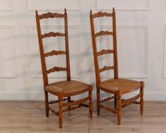 Pair of 19th Century French Proven al Nurse s Chairs in Beechwood - 4507222
