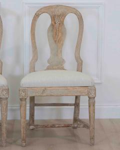 Pair of 19th Century Provincial Gustavian Chairs in Original Paint - 4737368