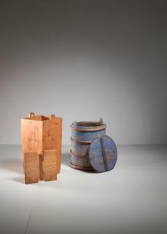 Pair of 19th century Folk art barrels from Sweden - 841677