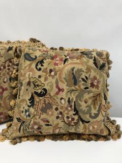 Pair of 19th century needlepoint pillows - 1271655