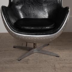Pair of 20th Century Aviator Egg Chairs - 3618197