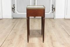 Pair of 20th Century French Louis XVI Style Bedside Tables - 3964748