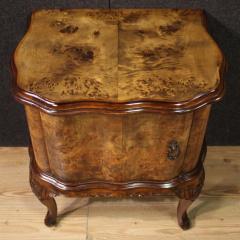 Pair of 20th Century Italian Nightstands - 4196950