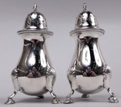 Pair of American Edwardian Classical Sterling Silver Pepper Shakers - 4117557