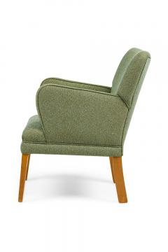 Pair of American Mid Century Teal Wide Back Armchairs - 4666577