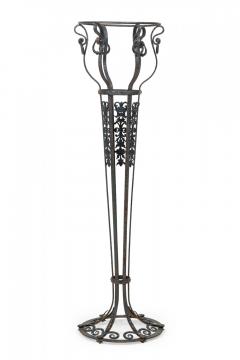 Pair of American Victorian Style Wrought Iron Outdoor Planters Flower Stands - 4520541