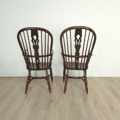 Pair of Antique English Oak Windsor Chairs 19th century - 4153796