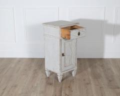 Pair of Antique Painted Nightstands with Carved Diamond Motifs circa 1920 - 4282275