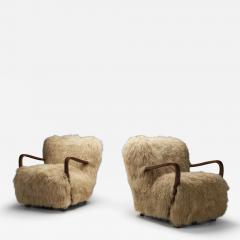Pair of Art Deco Armchairs in Mongolian Longhair Sheepskin Europe ca 1930s - 4305722