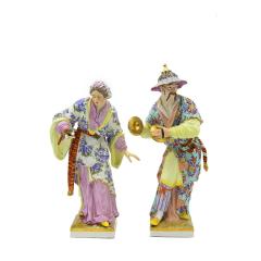 Pair of Berlin Porcelain Asian Couple Figures - 4631417