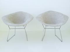 Pair of Bertoia Diamond Chairs  - 3952725