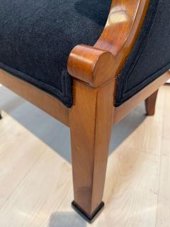 Pair of Biedermeier Bergere Chairs Walnut Veneer Vienna Austria 19th Century - 2567190