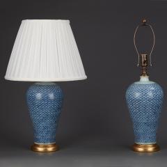 Pair of Blue and White Chinese Porcelain Lamps 20th Century - 2939362
