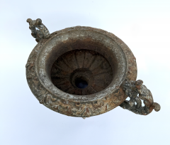 Pair of Chambord Cast Iron Urns with Weathered Patina circa 1850 - 4741113