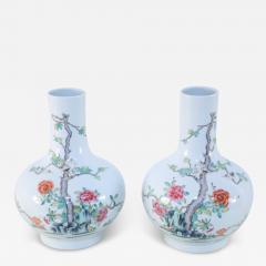 Pair of Chinese Famille Rose Globular Porcelain Vases - 4263128