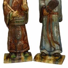 Pair of Chinese Porcelain Male Figures - 4635648