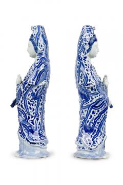 Pair of Chinese Porcelain Standing Figures - 4321168