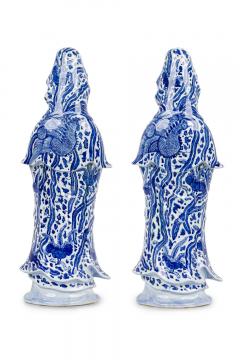 Pair of Chinese Porcelain Standing Figures - 4321169