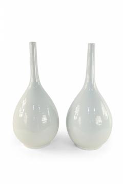 Pair of Chinese White Porcelain Gall Bladder Vases - 4520348