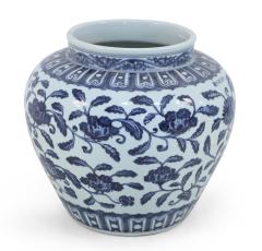 Pair of Chinese White and Blue Floral Porcelain Pots - 4520337