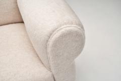Pair of Club Armchairs with Rounded Armrests Europe 1950s - 4638140