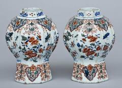 Pair of Dutch Delft Vases 17th Century - 266990