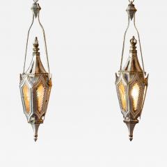 Pair of English 19th Century Painted Iron Gothic Revival Period Lanterns - 4399288