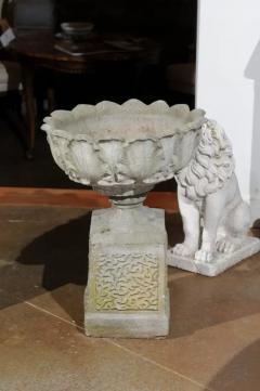 Pair of English 20th Century Stone Urns on Pedestals with Acanthus Leaf Motifs - 3472651